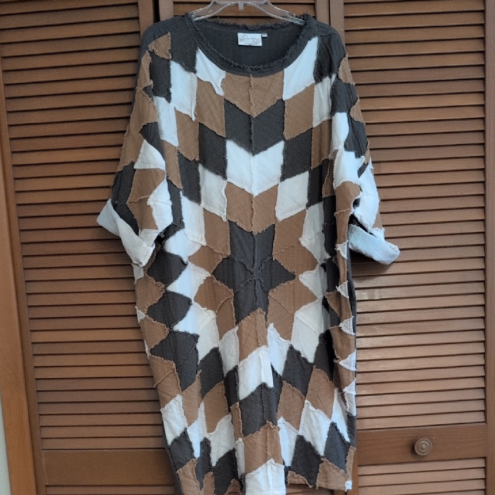 Paper Lace Star Quilt Dress - Brown, Gray, and White